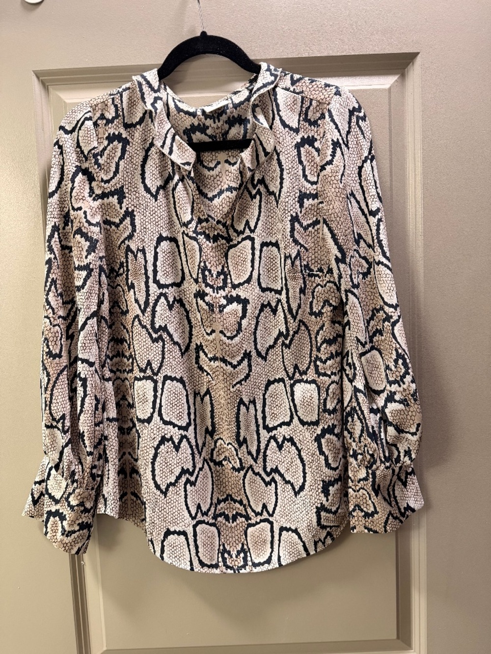 Women’s Business Blouse